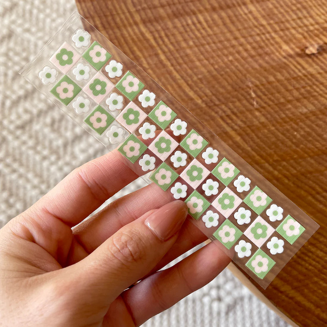 RETRO FLOWER MATCHA BOOKMARK